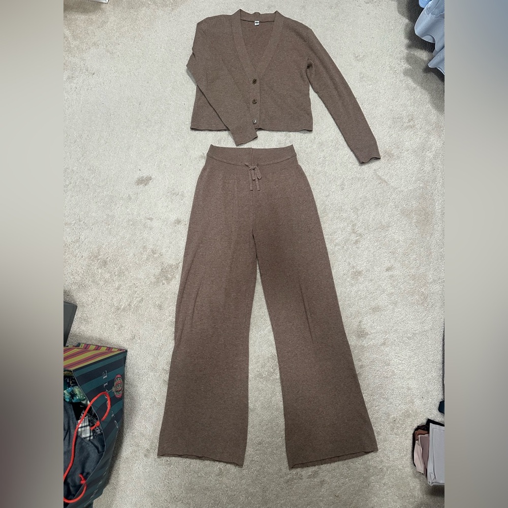 Uniqlo Washable Knit Ribbed Cardigan & pants (Coordination-Set)